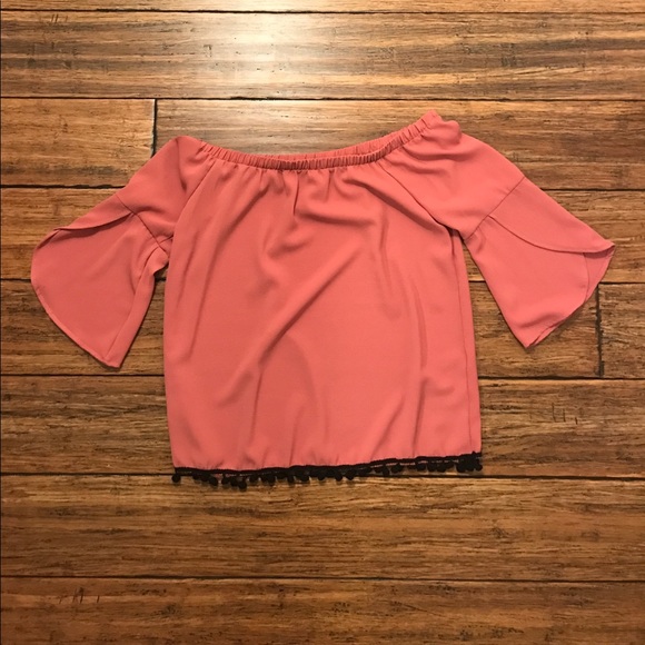 Pink Off-shoulder Fringe Bottom Top - Picture 3 of 5